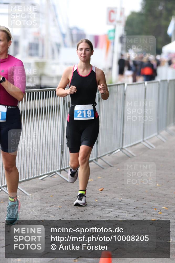 16.08.2026 - KN Förde Triathlon 2026 Antke Förster http://msf.ph/oto/10008205 16.08.2026 10:35:43 Laufen 219 meine-sportfotos.de