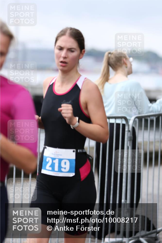 16.08.2026 - KN Förde Triathlon 2026 Antke Förster http://msf.ph/oto/10008217 16.08.2026 10:35:46 Laufen 219 meine-sportfotos.de