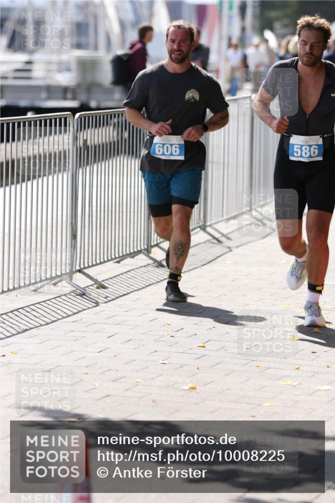 16.08.2026 - KN Förde Triathlon 2026 Antke Förster http://msf.ph/oto/10008225 16.08.2026 14:03:15 Laufen 606, 586 meine-sportfotos.de