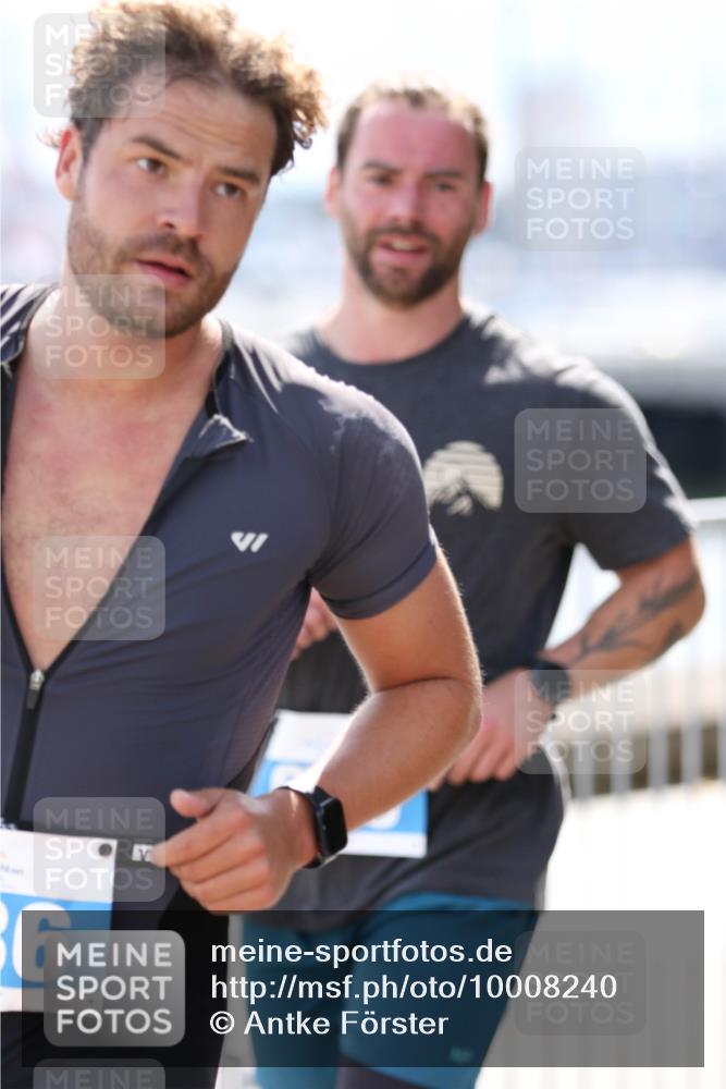 16.08.2026 - KN Förde Triathlon 2026 Antke Förster http://msf.ph/oto/10008240 16.08.2026 14:03:19 Laufen 36 meine-sportfotos.de