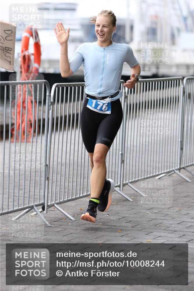 16.08.2026 - KN Förde Triathlon 2026 Antke Förster http://msf.ph/oto/10008244 16.08.2026 10:36:02 Laufen  meine-sportfotos.de