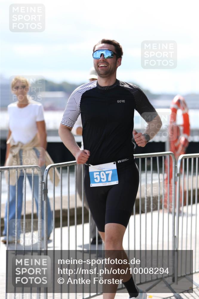 16.08.2026 - KN Förde Triathlon 2026 Antke Förster http://msf.ph/oto/10008294 16.08.2026 14:04:16 Laufen 597 meine-sportfotos.de