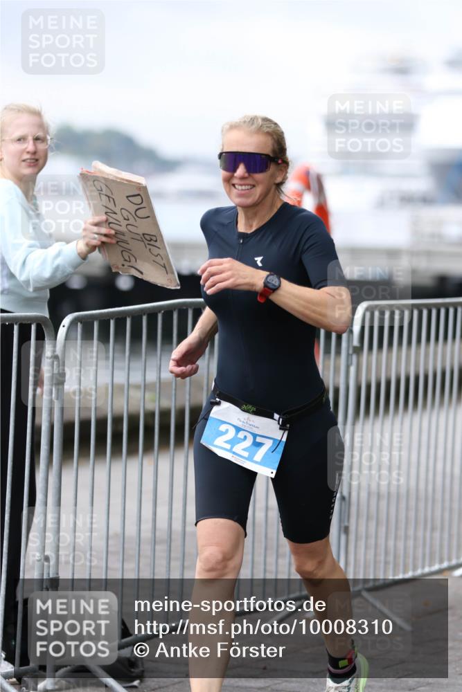 16.08.2026 - KN Förde Triathlon 2026 Antke Förster http://msf.ph/oto/10008310 16.08.2026 10:36:21 Laufen 227 meine-sportfotos.de