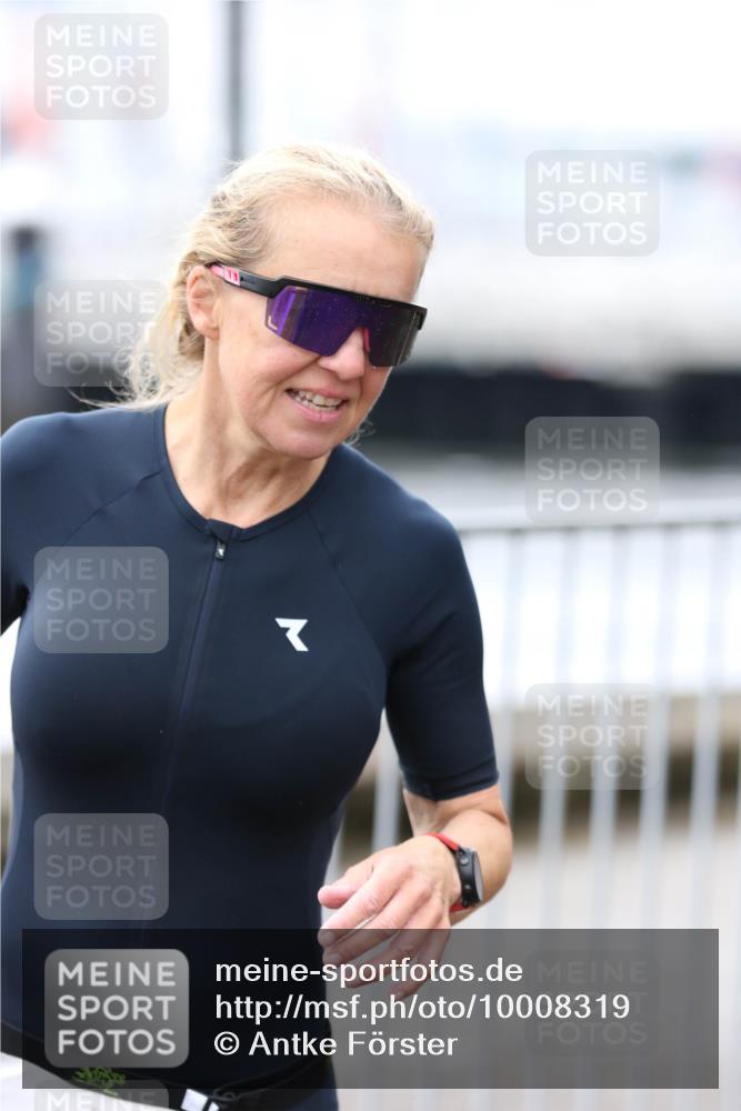 16.08.2026 - KN Förde Triathlon 2026 Antke Förster http://msf.ph/oto/10008319 16.08.2026 10:36:23 Laufen  meine-sportfotos.de