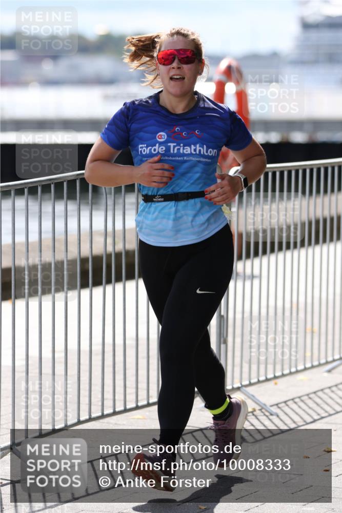 16.08.2026 - KN Förde Triathlon 2026 Antke Förster http://msf.ph/oto/10008333 16.08.2026 14:05:13 Laufen  meine-sportfotos.de