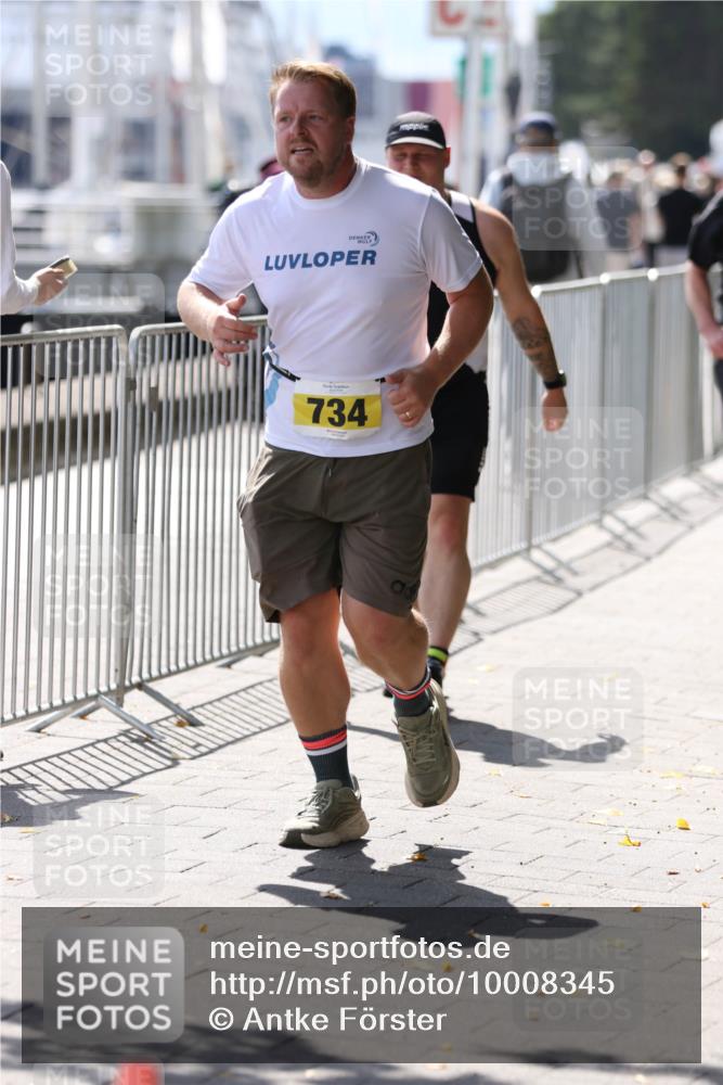 16.08.2026 - KN Förde Triathlon 2026 Antke Förster http://msf.ph/oto/10008345 16.08.2026 14:05:34 Laufen 734 meine-sportfotos.de