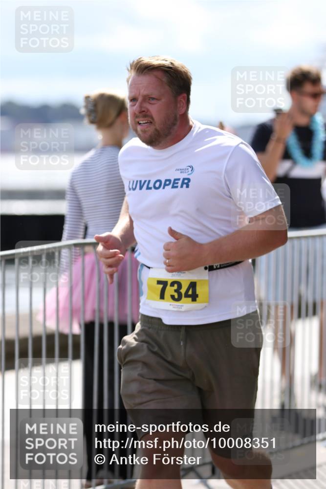 16.08.2026 - KN Förde Triathlon 2026 Antke Förster http://msf.ph/oto/10008351 16.08.2026 14:05:36 Laufen 734 meine-sportfotos.de