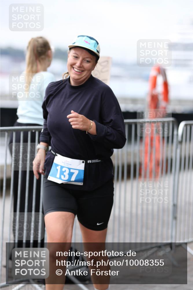 16.08.2026 - KN Förde Triathlon 2026 Antke Förster http://msf.ph/oto/10008355 16.08.2026 10:36:54 Laufen 137 meine-sportfotos.de