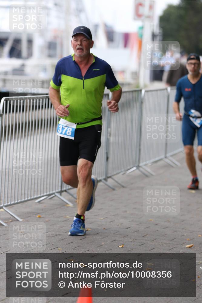 16.08.2026 - KN Förde Triathlon 2026 Antke Förster http://msf.ph/oto/10008356 16.08.2026 12:18:47 Laufen 378 meine-sportfotos.de