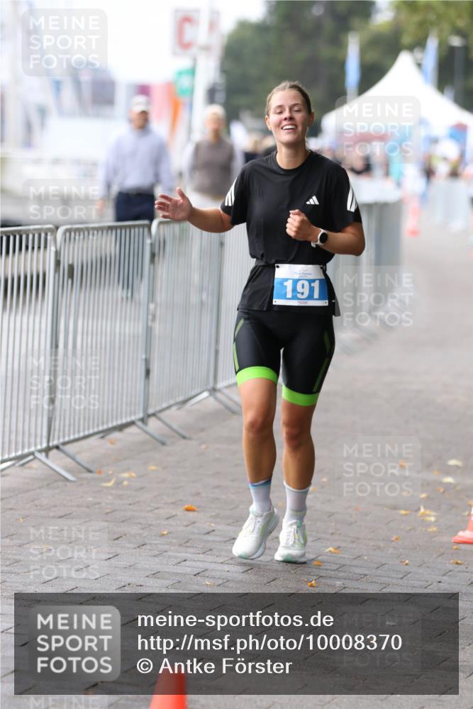 16.08.2026 - KN Förde Triathlon 2026 Antke Förster http://msf.ph/oto/10008370 16.08.2026 10:37:09 Laufen 191 meine-sportfotos.de