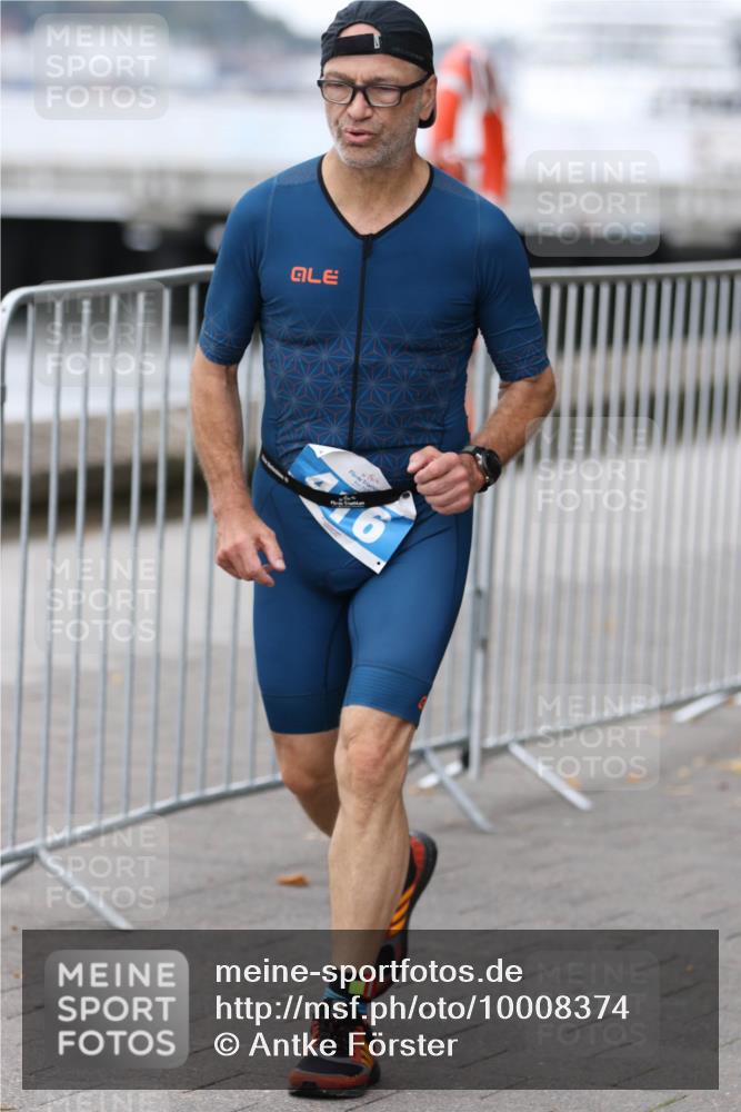 16.08.2026 - KN Förde Triathlon 2026 Antke Förster http://msf.ph/oto/10008374 16.08.2026 12:18:52 Laufen  meine-sportfotos.de