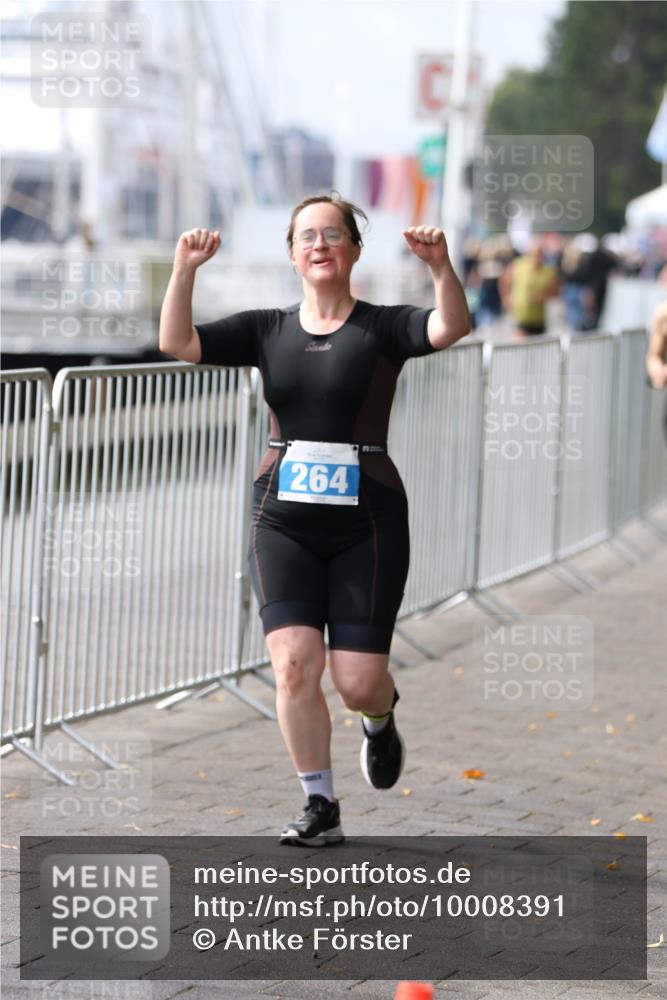 16.08.2026 - KN Förde Triathlon 2026 Antke Förster http://msf.ph/oto/10008391 16.08.2026 10:37:38 Laufen 264 meine-sportfotos.de