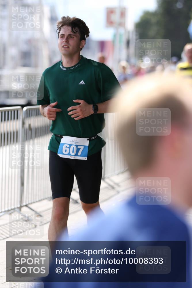 16.08.2026 - KN Förde Triathlon 2026 Antke Förster http://msf.ph/oto/10008393 16.08.2026 14:05:50 Laufen 607 meine-sportfotos.de