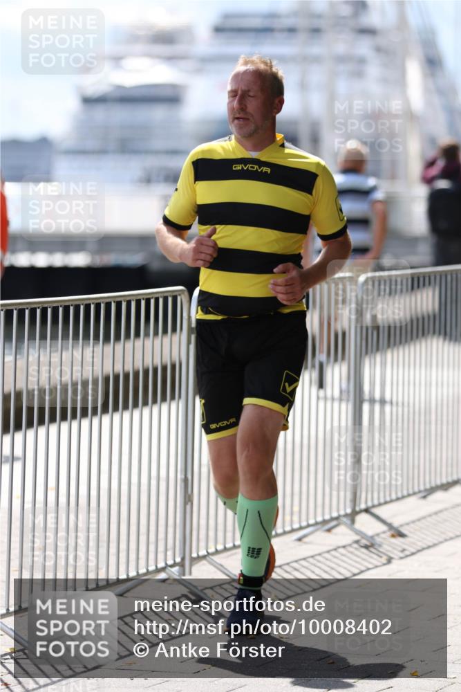 16.08.2026 - KN Förde Triathlon 2026 Antke Förster http://msf.ph/oto/10008402 16.08.2026 14:05:56 Laufen  meine-sportfotos.de