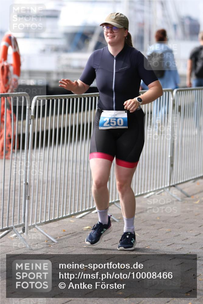 16.08.2026 - KN Förde Triathlon 2026 Antke Förster http://msf.ph/oto/10008466 16.08.2026 10:38:55 Laufen 250 meine-sportfotos.de