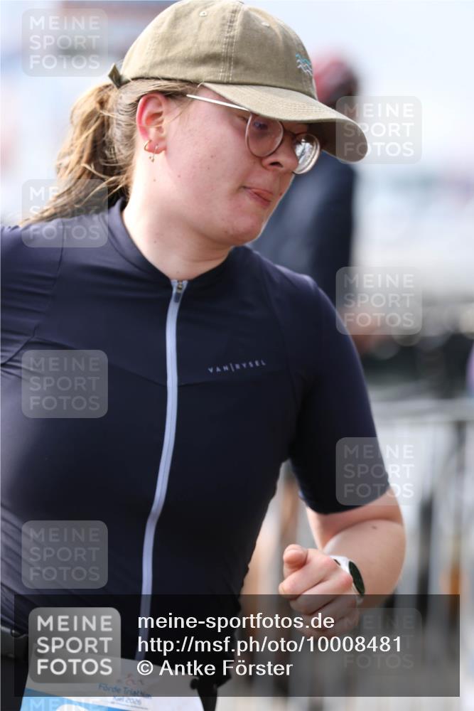 16.08.2026 - KN Förde Triathlon 2026 Antke Förster http://msf.ph/oto/10008481 16.08.2026 10:38:59 Laufen 2026 meine-sportfotos.de