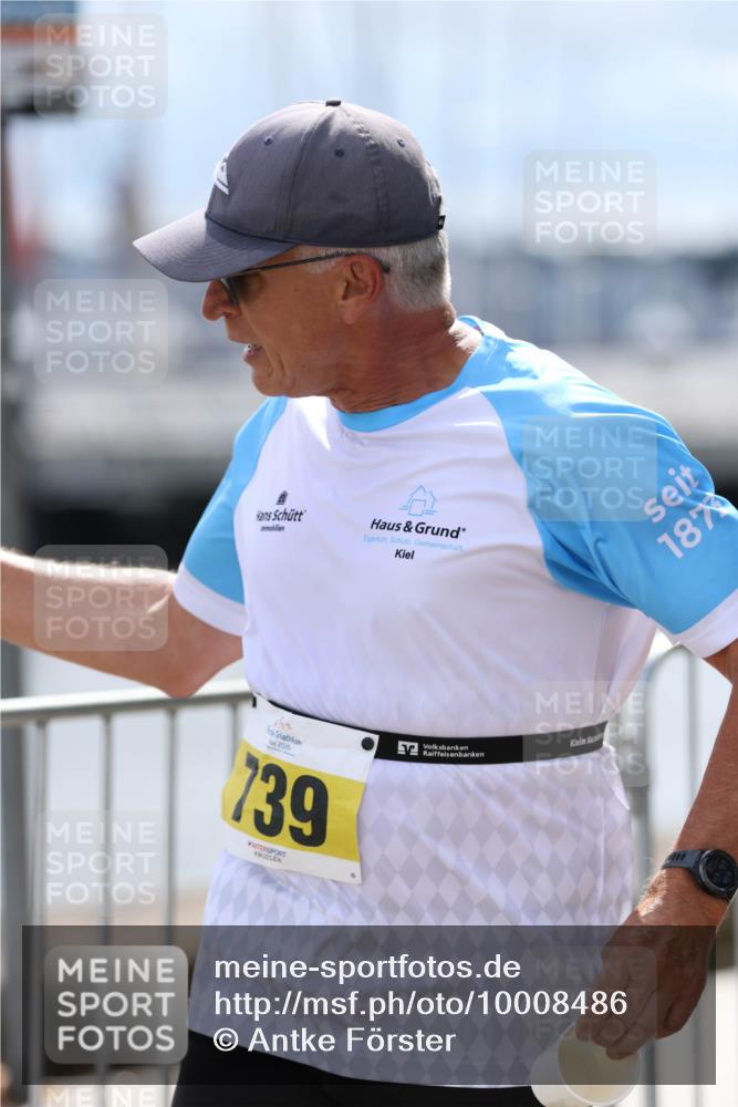 16.08.2026 - KN Förde Triathlon 2026 Antke Förster http://msf.ph/oto/10008486 16.08.2026 14:08:19 Laufen 739, 187 meine-sportfotos.de