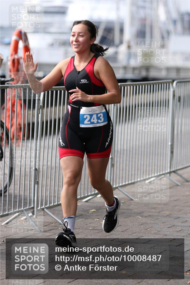 16.08.2026 - KN Förde Triathlon 2026 Antke Förster http://msf.ph/oto/10008487 16.08.2026 10:39:02 Laufen 243 meine-sportfotos.de
