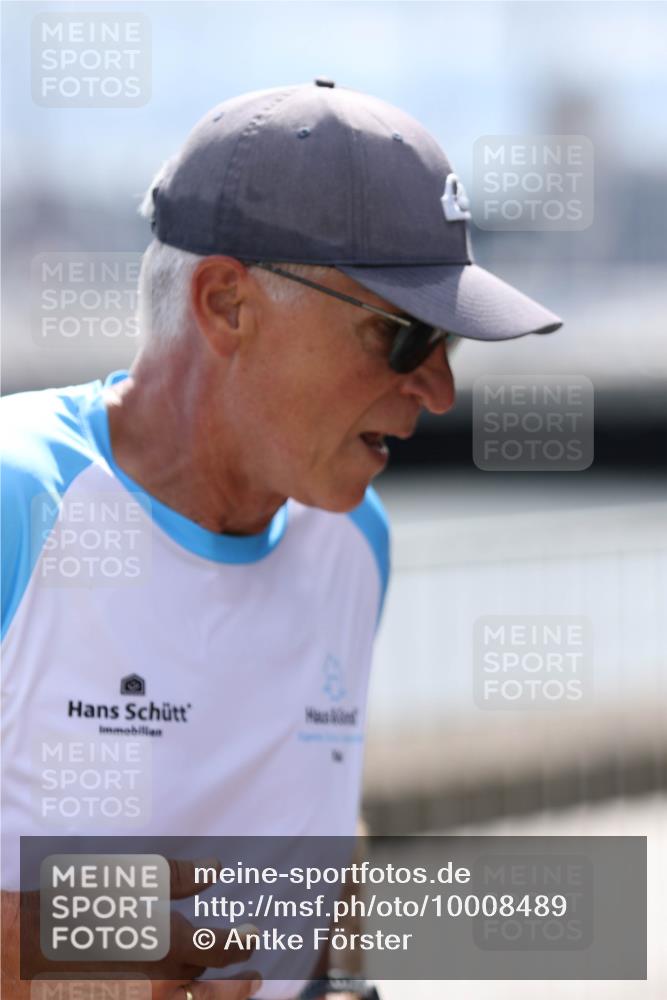 16.08.2026 - KN Förde Triathlon 2026 Antke Förster http://msf.ph/oto/10008489 16.08.2026 14:08:20 Laufen  meine-sportfotos.de