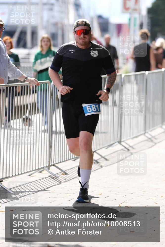 16.08.2026 - KN Förde Triathlon 2026 Antke Förster http://msf.ph/oto/10008513 16.08.2026 14:08:46 Laufen 23, 581 meine-sportfotos.de