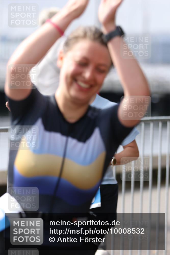 16.08.2026 - KN Förde Triathlon 2026 Antke Förster http://msf.ph/oto/10008532 16.08.2026 10:39:11 Laufen  meine-sportfotos.de