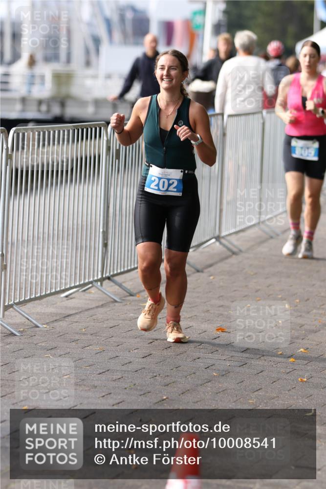 16.08.2026 - KN Förde Triathlon 2026 Antke Förster http://msf.ph/oto/10008541 16.08.2026 10:39:24 Laufen 202, 805 meine-sportfotos.de