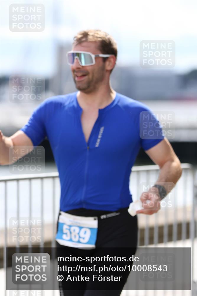 16.08.2026 - KN Förde Triathlon 2026 Antke Förster http://msf.ph/oto/10008543 16.08.2026 14:09:07 Laufen 589 meine-sportfotos.de