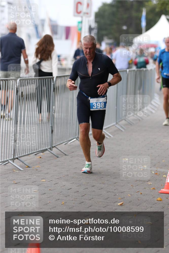 16.08.2026 - KN Förde Triathlon 2026 Antke Förster http://msf.ph/oto/10008599 16.08.2026 12:21:11 Laufen 398 meine-sportfotos.de