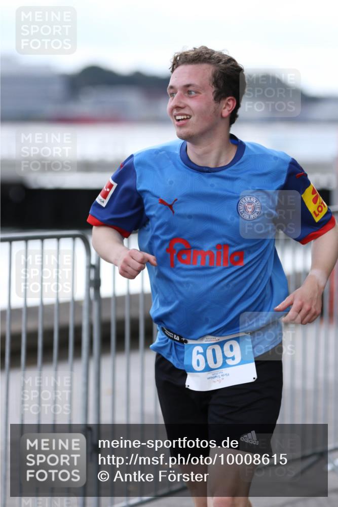16.08.2026 - KN Förde Triathlon 2026 Antke Förster http://msf.ph/oto/10008615 16.08.2026 14:10:04 Laufen 1900, 609, 9202 meine-sportfotos.de