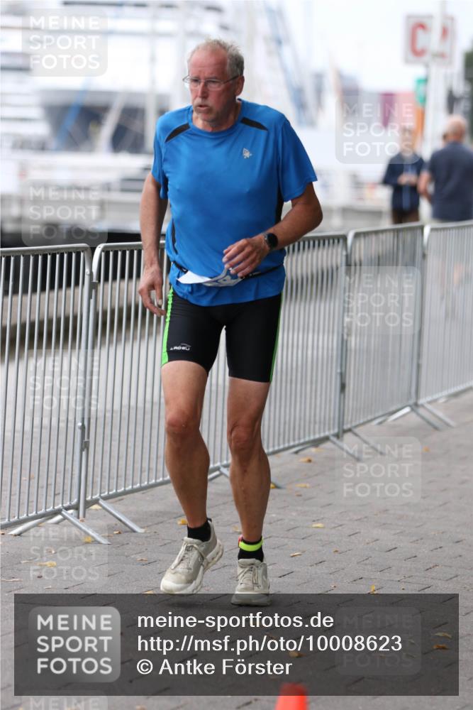 16.08.2026 - KN Förde Triathlon 2026 Antke Förster http://msf.ph/oto/10008623 16.08.2026 12:21:18 Laufen  meine-sportfotos.de