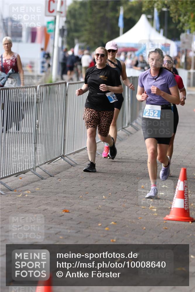 16.08.2026 - KN Förde Triathlon 2026 Antke Förster http://msf.ph/oto/10008640 16.08.2026 10:40:12 Laufen 252 meine-sportfotos.de
