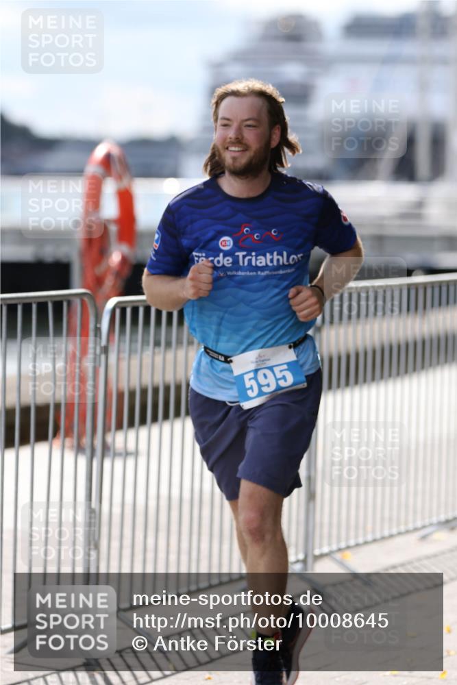 16.08.2026 - KN Förde Triathlon 2026 Antke Förster http://msf.ph/oto/10008645 16.08.2026 14:11:03 Laufen 595 meine-sportfotos.de