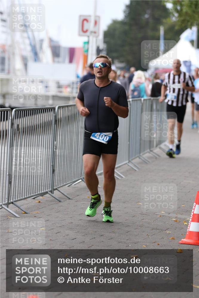 16.08.2026 - KN Förde Triathlon 2026 Antke Förster http://msf.ph/oto/10008663 16.08.2026 12:21:47 Laufen 400 meine-sportfotos.de