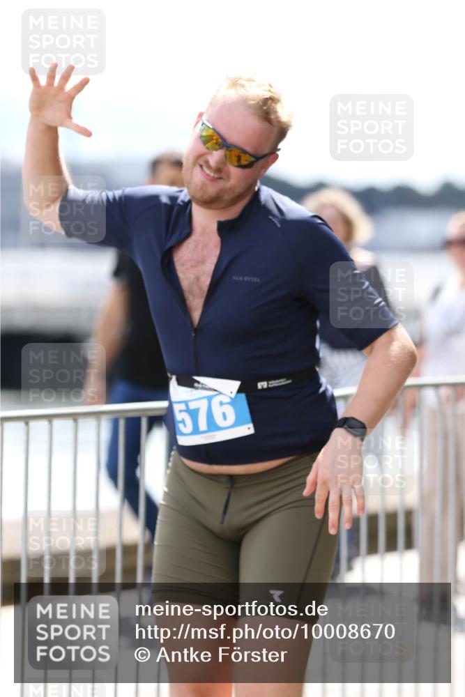 16.08.2026 - KN Förde Triathlon 2026 Antke Förster http://msf.ph/oto/10008670 16.08.2026 14:11:23 Laufen 576 meine-sportfotos.de