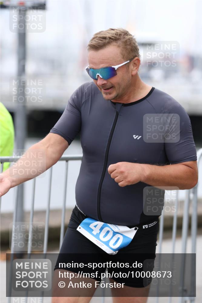 16.08.2026 - KN Förde Triathlon 2026 Antke Förster http://msf.ph/oto/10008673 16.08.2026 12:21:51 Laufen 9202, 400 meine-sportfotos.de