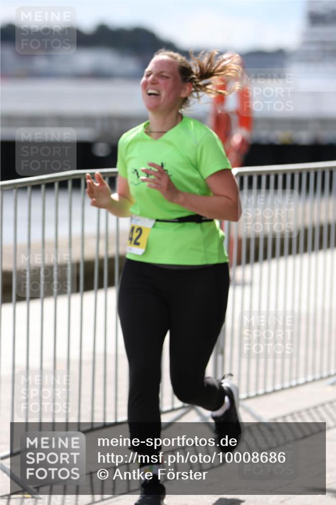 16.08.2026 - KN Förde Triathlon 2026 Antke Förster http://msf.ph/oto/10008686 16.08.2026 14:12:42 Laufen 42 meine-sportfotos.de