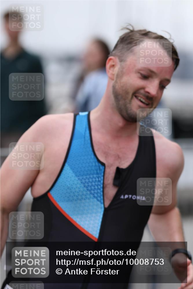 16.08.2026 - KN Förde Triathlon 2026 Antke Förster http://msf.ph/oto/10008753 16.08.2026 12:22:52 Laufen  meine-sportfotos.de
