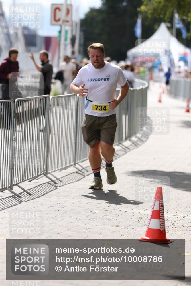 16.08.2026 - KN Förde Triathlon 2026 Antke Förster http://msf.ph/oto/10008786 16.08.2026 14:15:36 Laufen 734 meine-sportfotos.de