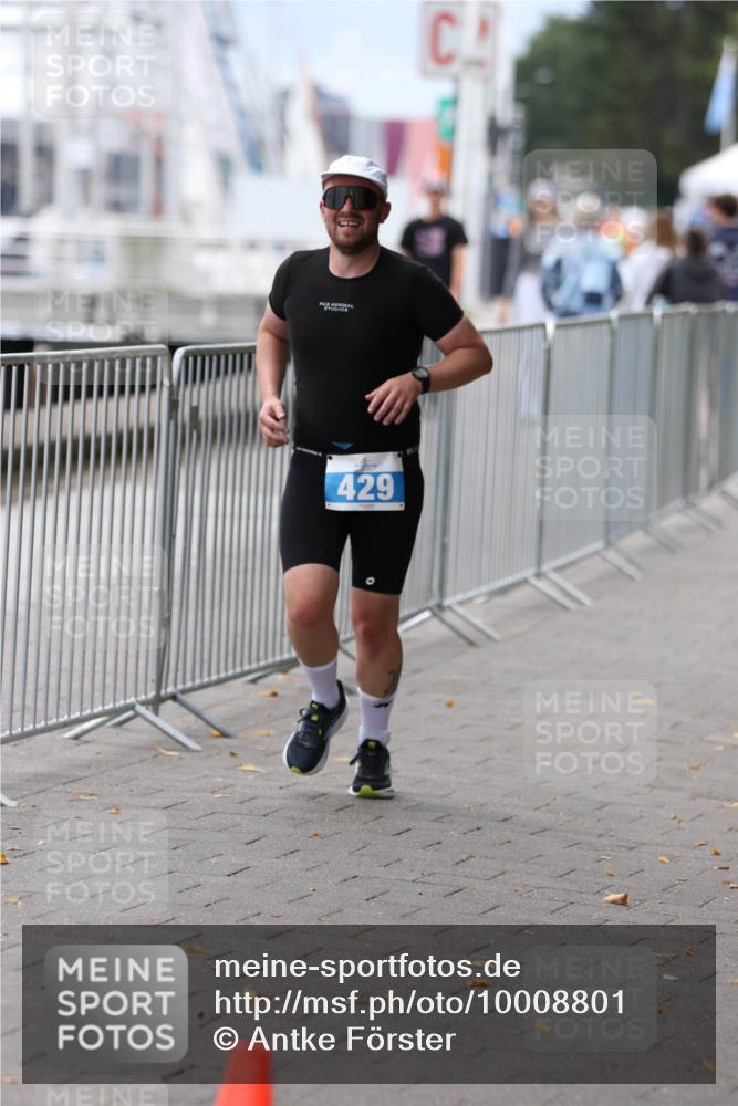 16.08.2026 - KN Förde Triathlon 2026 Antke Förster http://msf.ph/oto/10008801 16.08.2026 12:23:47 Laufen 429 meine-sportfotos.de