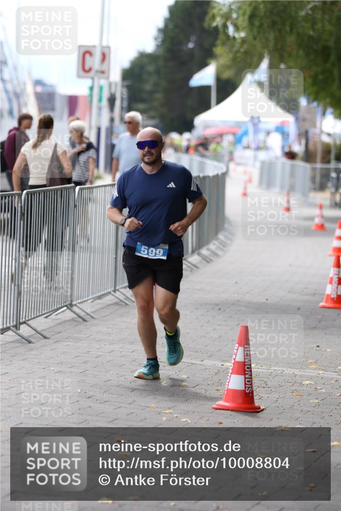 16.08.2026 - KN Förde Triathlon 2026 Antke Förster http://msf.ph/oto/10008804 16.08.2026 14:16:59 Laufen 599 meine-sportfotos.de