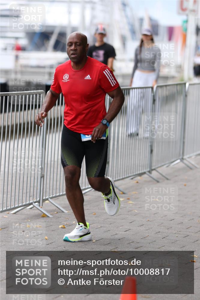 16.08.2026 - KN Förde Triathlon 2026 Antke Förster http://msf.ph/oto/10008817 16.08.2026 12:24:04 Laufen  meine-sportfotos.de