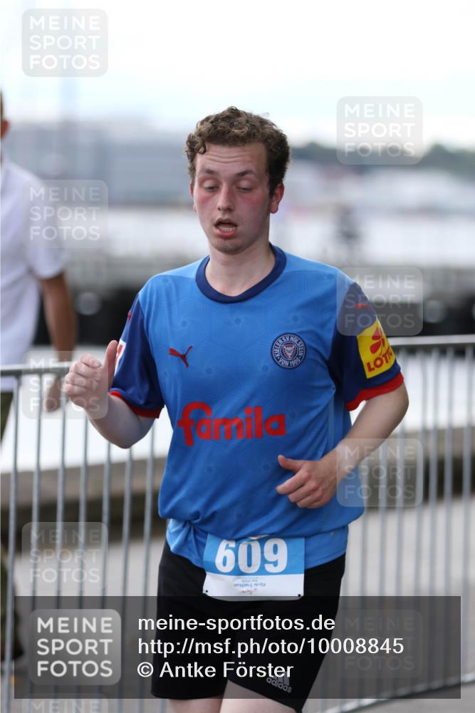 16.08.2026 - KN Förde Triathlon 2026 Antke Förster http://msf.ph/oto/10008845 16.08.2026 14:20:48 Laufen 1900, 609, 9202 meine-sportfotos.de