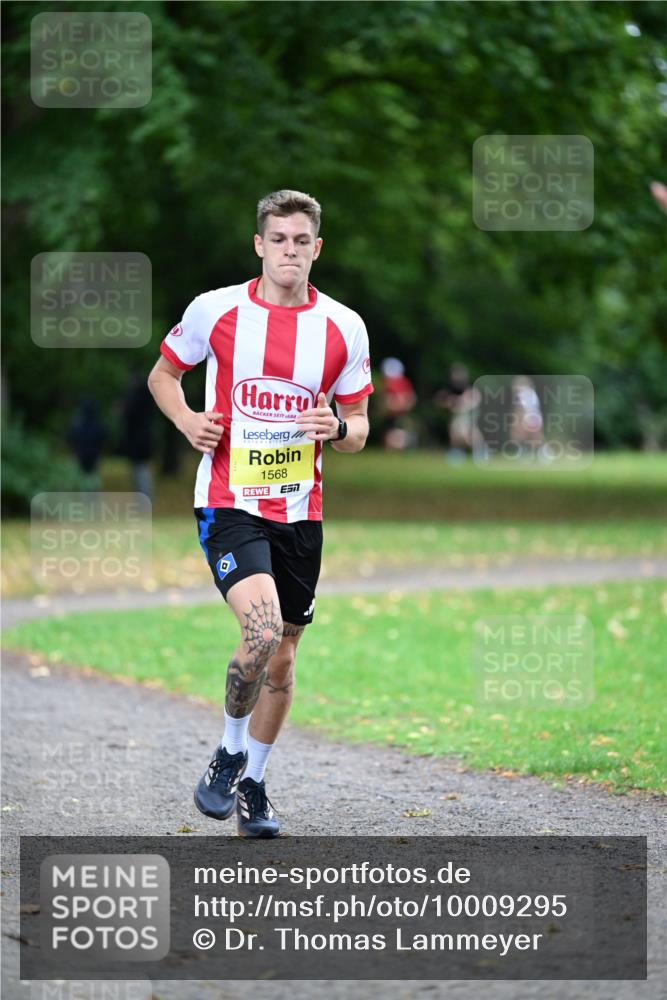 30.08.2026 - Blankeneser Heldenlauf Dr. Thomas Lammeyer http://msf.ph/oto/10009295 30.08.2026 09:28:49 Laufen 1688, 1568 meine-sportfotos.de
