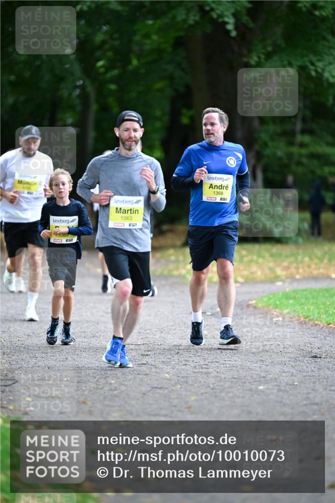 30.08.2026 - Blankeneser Heldenlauf Dr. Thomas Lammeyer http://msf.ph/oto/10010073 30.08.2026 09:33:20 Laufen 1369, 1063, 1368 meine-sportfotos.de