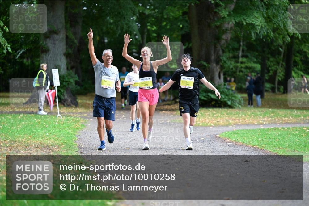 30.08.2026 - Blankeneser Heldenlauf Dr. Thomas Lammeyer http://msf.ph/oto/10010258 30.08.2026 09:34:05 Laufen 1772, 1771, 57, 1770 meine-sportfotos.de