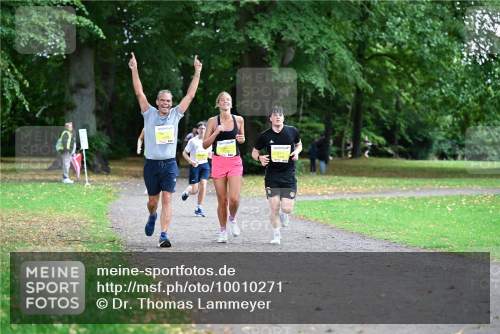 30.08.2026 - Blankeneser Heldenlauf Dr. Thomas Lammeyer http://msf.ph/oto/10010271 30.08.2026 09:34:07 Laufen 1770, 1771 meine-sportfotos.de
