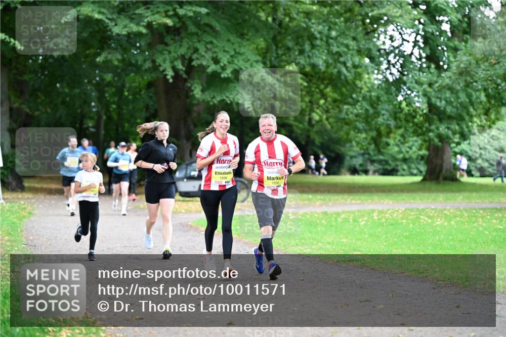 30.08.2026 - Blankeneser Heldenlauf Dr. Thomas Lammeyer http://msf.ph/oto/10011571 30.08.2026 09:38:26 Laufen 1558, 1559 meine-sportfotos.de
