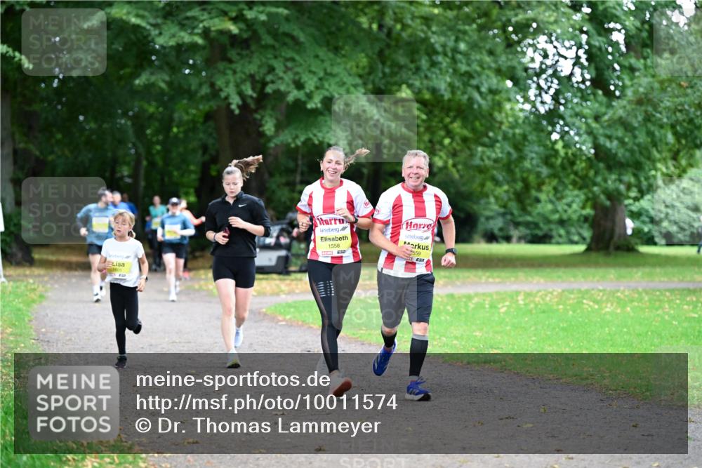 30.08.2026 - Blankeneser Heldenlauf Dr. Thomas Lammeyer http://msf.ph/oto/10011574 30.08.2026 09:38:26 Laufen 1558, 559 meine-sportfotos.de