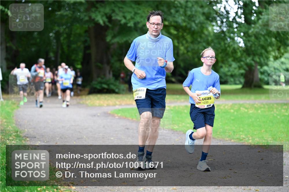 30.08.2026 - Blankeneser Heldenlauf Dr. Thomas Lammeyer http://msf.ph/oto/10011671 30.08.2026 09:38:42 Laufen 1232, 1233 meine-sportfotos.de