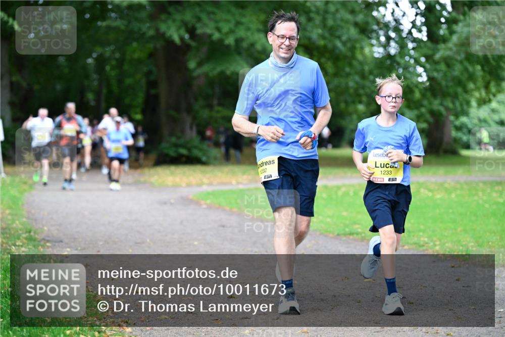 30.08.2026 - Blankeneser Heldenlauf Dr. Thomas Lammeyer http://msf.ph/oto/10011673 30.08.2026 09:38:42 Laufen 1232, 1233 meine-sportfotos.de